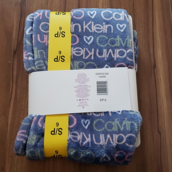 Nwt CALVIN KLEIN cozy pajama set - Picture 2 of 4